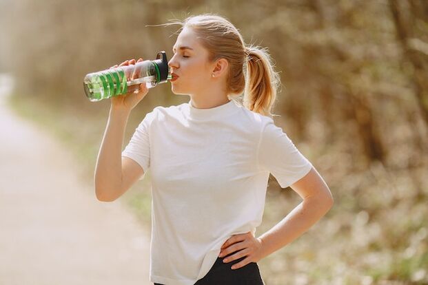 For a flat stomach, you need to follow a water drinking diet, consuming enough water